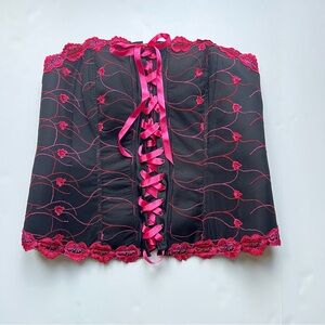 Cacique Embroidered Black & Pink Floral Ribbon Corset Bustier Sz 26/28 Coquette